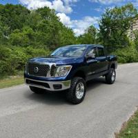 2018 Nissan Titan Sv