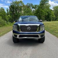 2018 Nissan Titan Sv - Image 3