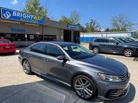 2018 Volkswagen Passat R-Line*** EASY FINANCING FOR EVERYONE *** -2 Beach Jacksonville - Image 4