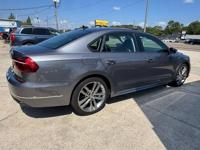 2018 Volkswagen Passat R-Line*** EASY FINANCING FOR EVERYONE *** -2 Beach Jacksonville - Image 6