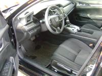 2020 Honda Civic ONLY 26000 MILES Trevor WI nearby Antioch IL - Image 8