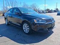 2014 VOLKSWAGEN JETTA WAUKEGAN, ILLINOIS - Image 4