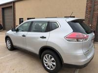2016 Nissan Rogue S 4D SUV Edmond @ Legacy Auto - Image 6