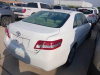 2011 Toyota Camry LE 6-Spd Sedan 4D Edmond @ Legacy Auto - Image 3