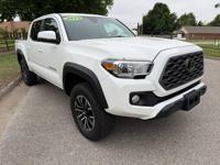 2022 Toyota Tacoma TRD Off-Road 4x4 Norman - Image 4