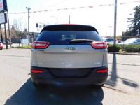 2014 Jeep Cherokee Latitude suv Billet Silver Metallic Clearcoat CALL 503-836-3777 FOR AVAILABILITY - Image 6