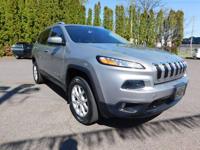 2014 Jeep Cherokee Latitude suv Billet Silver Metallic Clearcoat CALL 503-836-3777 FOR AVAILABILITY - Image 9