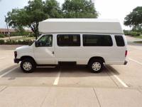 87K MILE FORD E-350 ADA VAN HANDICAPPED WHEELCHAIR LIFT FULLY SERVICED Irving, TX - Image 6