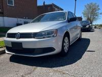 2011 Volkswagen Jetta S 5-spd manual Huntington valley / N.E. Philadelphia - Image 2