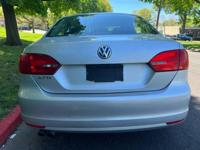 2011 Volkswagen Jetta S 5-spd manual Huntington valley / N.E. Philadelphia - Image 7