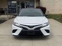 2020 Toyota Camry XSE V6 Auto - Image 3