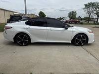 2020 Toyota Camry XSE V6 Auto - Image 9