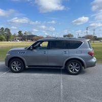 2013 Infiniti QX56 - FINANCING AVAILABLE! - Dealmaker Auto Sales DEALMAKER AUTO SALES - - Image 3