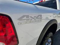 2018 Ram 2500 Crew Cab Tradesman Pickup 4D 6 1/3 ft * CLEAN CARS - CASH PRICE * ** FAST APPROVALS! SE HABLA ESPANOL! ** - Image 9