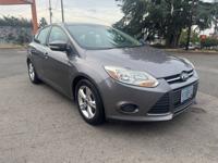 ***2014 Ford Focus SE Hatchback*** 27/37MPG - Heated Seats Tigard - Image 3