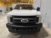 2017 Ford F350 DRW XL Extended Cab 4wd Utility Bed Mid TN - Image 6