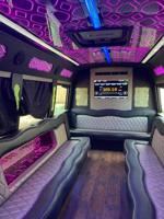 2018 Freightliner Party Bus jacksonville, FL - Image 9