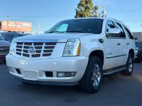 2007 Cadillac Escalade AWD — ONLY 93K MILES • FULLY LOADED Escalade in Beaverton - Image 4