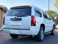 2007 Cadillac Escalade AWD — ONLY 93K MILES • FULLY LOADED Escalade in Beaverton - Image 7