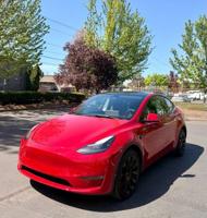 Tesla Model Y Long Range 2023 Portland - Image 3