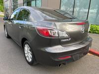 2013 MAZDA MAZDA3 i Touring *Clean Title & Well Maintained * Mazda 3 Financing Available - Image 6