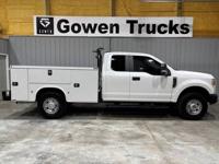 2020 Ford F250 XL Extended Cab 4wd Utility Bed Mid TN - Image 4