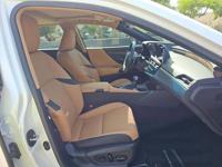 2025 Lexus ES 300h Sedan ES300h Pearl White ONLY 3900 Miles JBA MOTORS LLC - Image 9