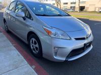 2012 Toyota Prius Hybrid * Only 103K Miles , Clean Title* Financing Available - Image 3