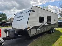 2022 Jayco Jay Flight 224BH + Gator Truck Center of Ocala - Image 5