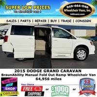 2015 Dodge Grand Caravan SE Braun Ability XT Manual Fold Out Ramp Sid vans.com - Image 5
