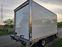 2023 Isuzu NQR 18 Box + Liftgate 2yrs Warranty !!! Chicago - Image 4