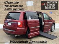 2014 Chrysler Town and Country Wheelchair Accessible Mobility Van Skokie - Image 2