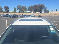 2016 Toyota Highlander XLE 1 Owner Clean Title EXCELLENT CONDITION My Auto Broker Service saves you TIME / MONEY on any car - Image 5