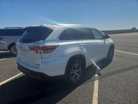 2016 Toyota Highlander XLE 1 Owner Clean Title EXCELLENT CONDITION My Auto Broker Service saves you TIME / MONEY on any car - Image 7