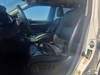 2016 Toyota Highlander XLE 1 Owner Clean Title EXCELLENT CONDITION My Auto Broker Service saves you TIME / MONEY on any car - Image 10