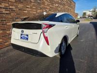 2018 Toyota Prius Four Touring - Navigation - Sunroof - Backup Came northwest suburbs - Image 3