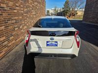 2018 Toyota Prius Four Touring - Navigation - Sunroof - Backup Came northwest suburbs - Image 9