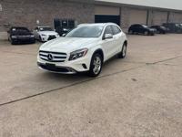2015 Mercedes-Benz GLA 250 4MATIC (All Wheel Drive) Houston/Katy - Image 2