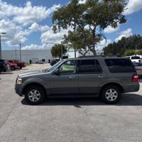 2011 Ford Expedition - FINANCING AVAILABLE! - Dealmaker Auto Sales - DEALMAKER AUTO SALES - - Image 3