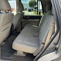 2011 Ford Expedition - FINANCING AVAILABLE! - Dealmaker Auto Sales - DEALMAKER AUTO SALES - - Image 10