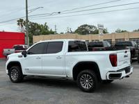 2020 GMC Sierra 1500 AT4 Crew Cab 6.2L V8 4X4- Mint One Owner Cassat Ave - Image 4