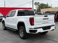 2020 GMC Sierra 1500 AT4 Crew Cab 6.2L V8 4X4- Mint One Owner Cassat Ave - Image 5