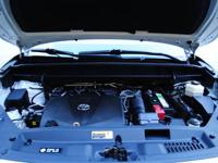 2020 Toyota Highlander XLE w/ Navigation Captain Chairs Atlanta - Image 6