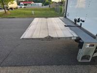 2023 Isuzu NQR 18 Box + Liftgate 2yrs Warranty !!! Atlanta - Image 9