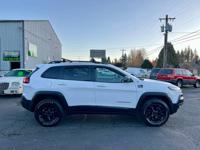 💥CLEAN 2018 Jeep Cherokee Trailhawk 4X4 PANORAMIC ROOF REAR LOCKER💥 South Salem - Image 6