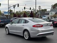 2013 FORD FUSION SE/HYBRID GAS SAVER// GREAT DEAL - Image 7