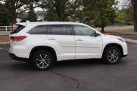 2017 Toyota Highlander Hybrid AWD All Wheel Drive Electric XLE SUV Victory Motors of Colorado - Image 5