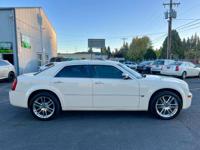 💥BEAUTIFUL 2006 CHRYSLER 300C 5.7L HEMI AWD RARE💥 South Salem - Image 6