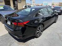 2021 Nissan Altima SR, Blind-Spot Warning System, Back Up SKU:27103 Ni San Diego Auto Finders - Image 9