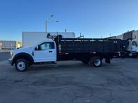 2017 Ford F-450 XL LOW MILES! 16' STAKEBED! 2000LB LIFTGATE! - Image 3